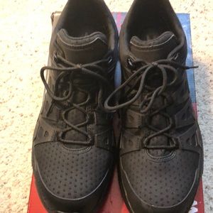 Wolverine Steel toe work shoes